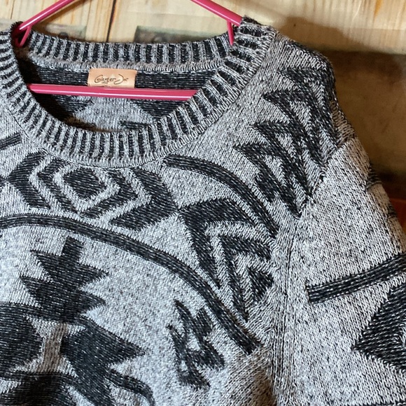 Gray Patterned Sweater - Picture 3 of 5